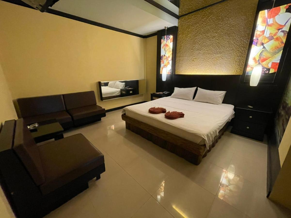 Baankaew Resort Патая Екстериор снимка